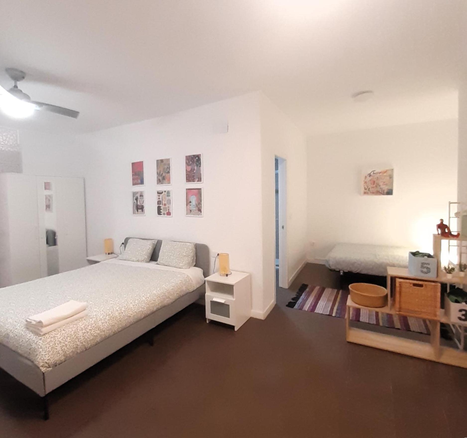 La Caramba Amplio Apartamento En La Playa Málaga Extérieur photo
